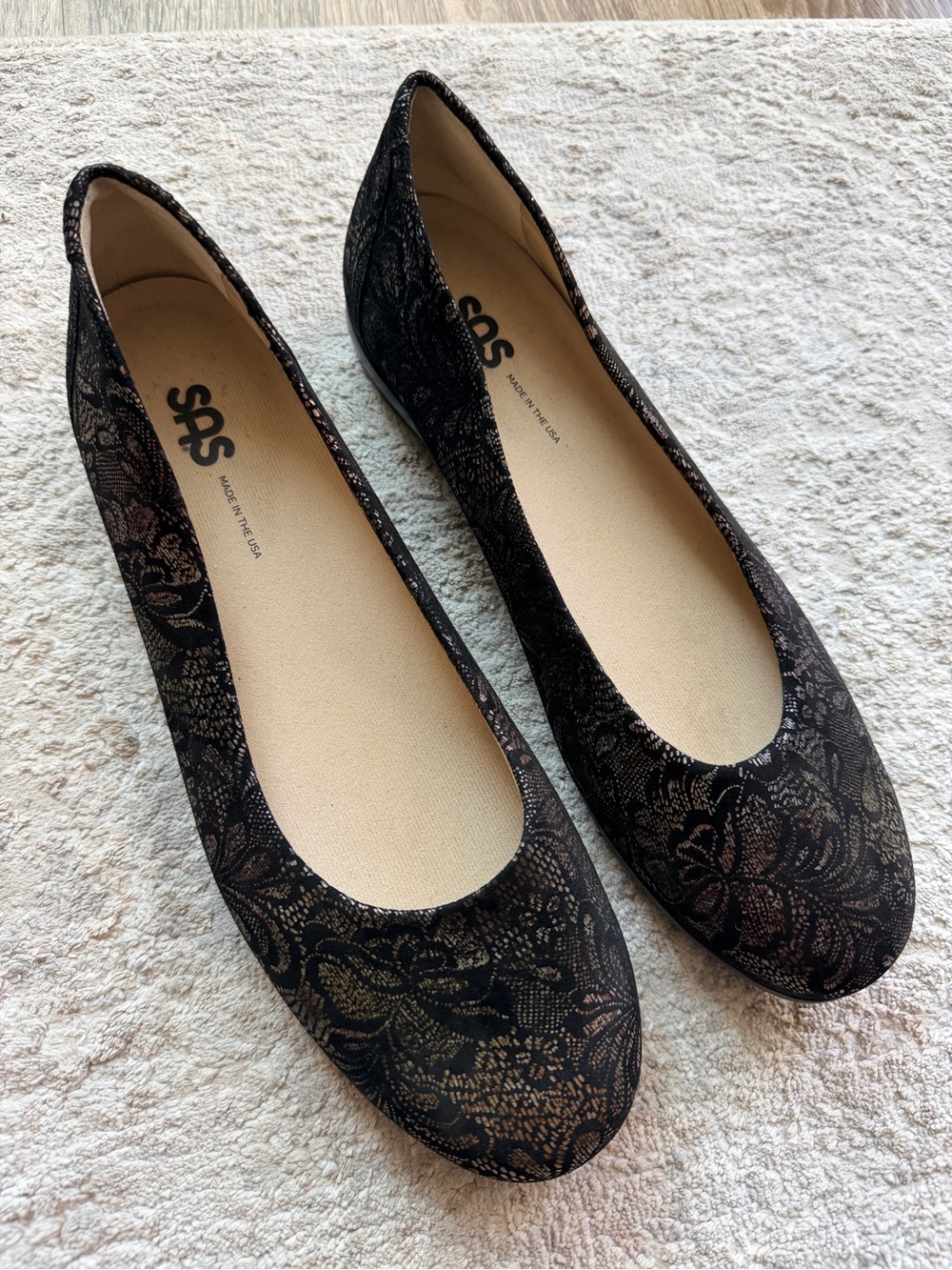 SAS Scenic Black Lace Ballet Flats Shoes Size 10S Slim Made in USA Like New